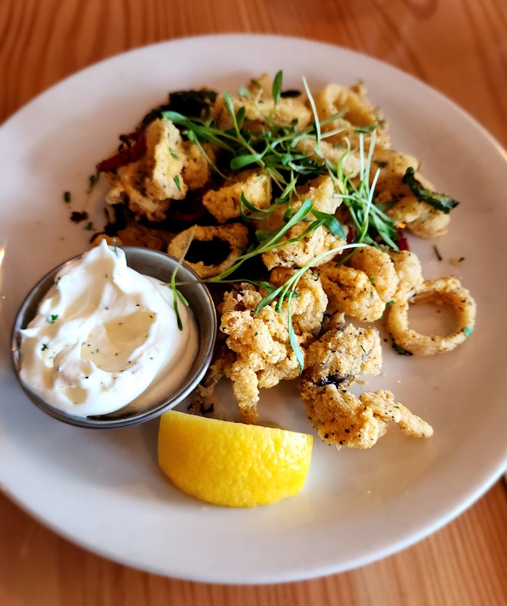 Saltwater Fish House & Oyster Bar | 113 1st St, Langley, WA 98260, USA | Phone: (360) 221-5474