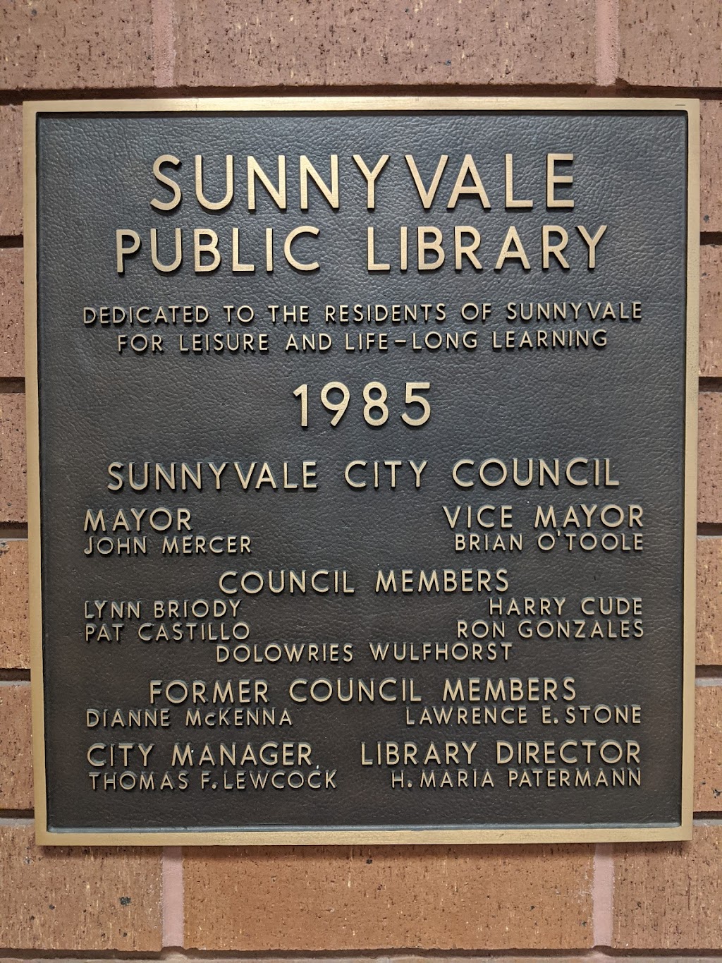 Sunnyvale Public Library | 665 W Olive Ave, Sunnyvale, CA 94086, USA | Phone: (408) 730-7300