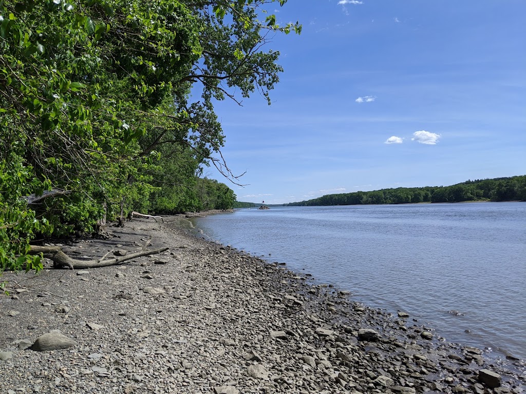 Papscanee Island Nature Preserve | Staats Island Rd, Castleton-On-Hudson, NY 12033, USA | Phone: (518) 270-2888