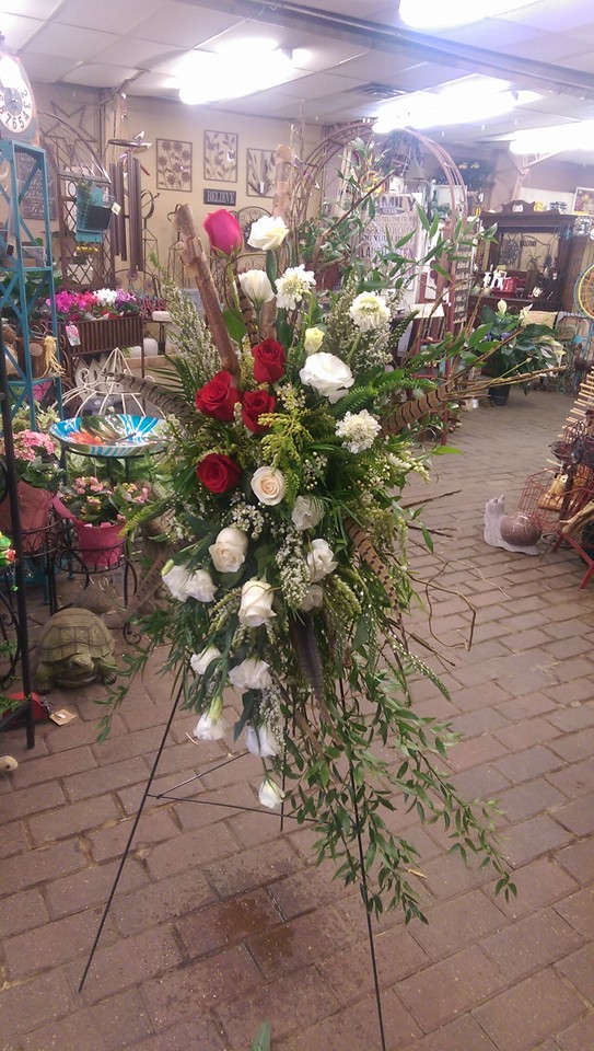 Holtz Garden Center & Floral | 15245 MN-65 NE, Ham Lake, MN 55304, USA | Phone: (763) 434-3322