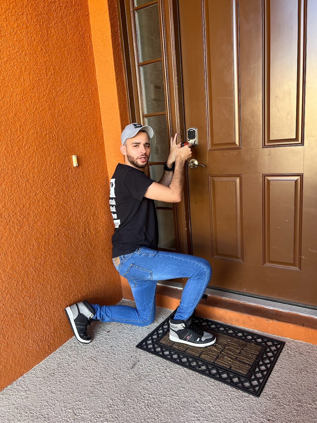 IBS Locksmith | 8286 NW 128th Ln, Parkland, FL 33076, USA | Phone: (561) 717-7961