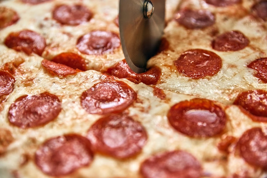 Johnnys New York Style Pizza | 3718 Dallas Hwy Suite 1, Marietta, GA 30064, USA | Phone: (770) 425-8333