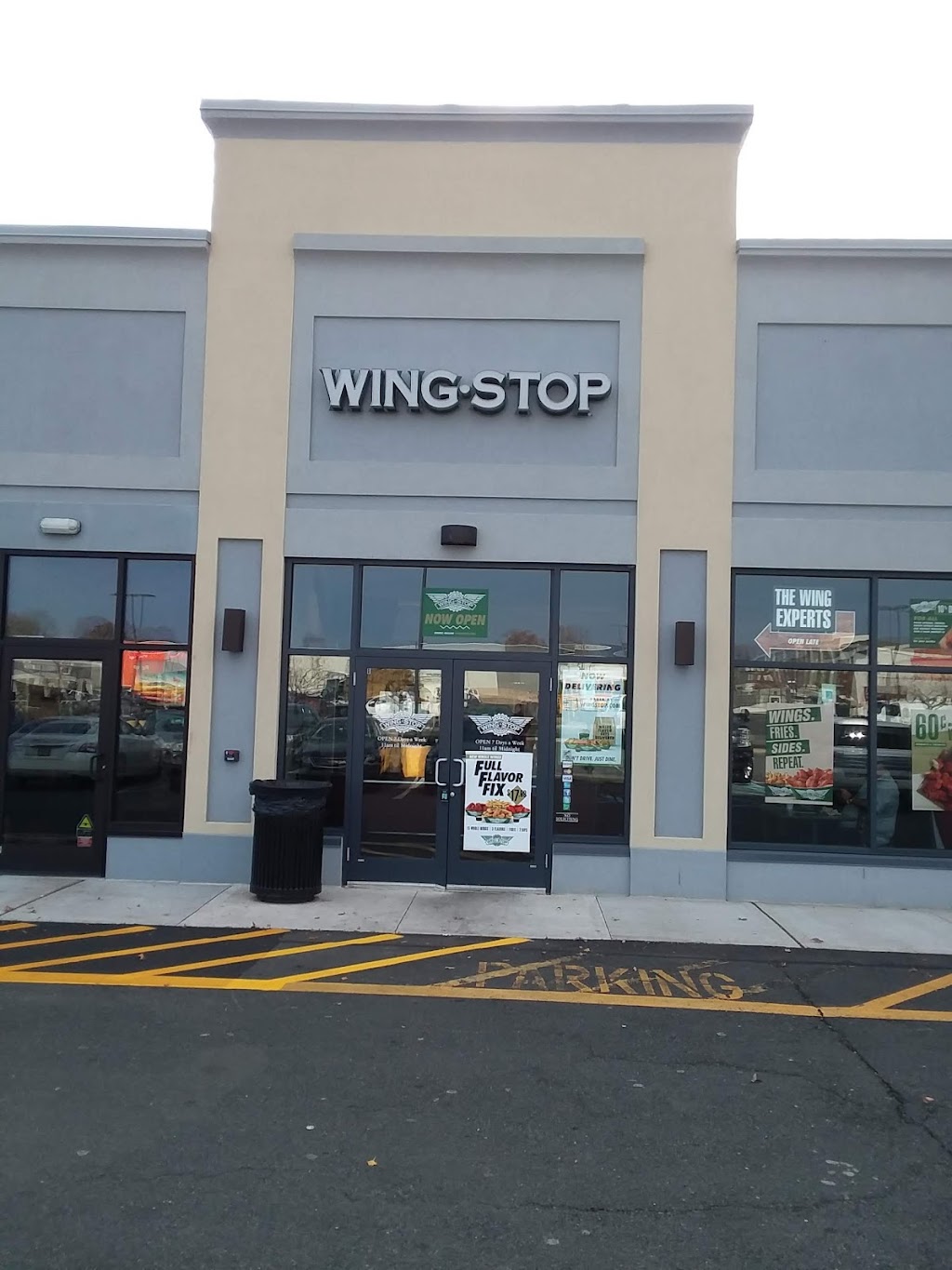 Wingstop | 306 US-9, Woodbridge Township, NJ 07095, USA | Phone: (732) 826-9000