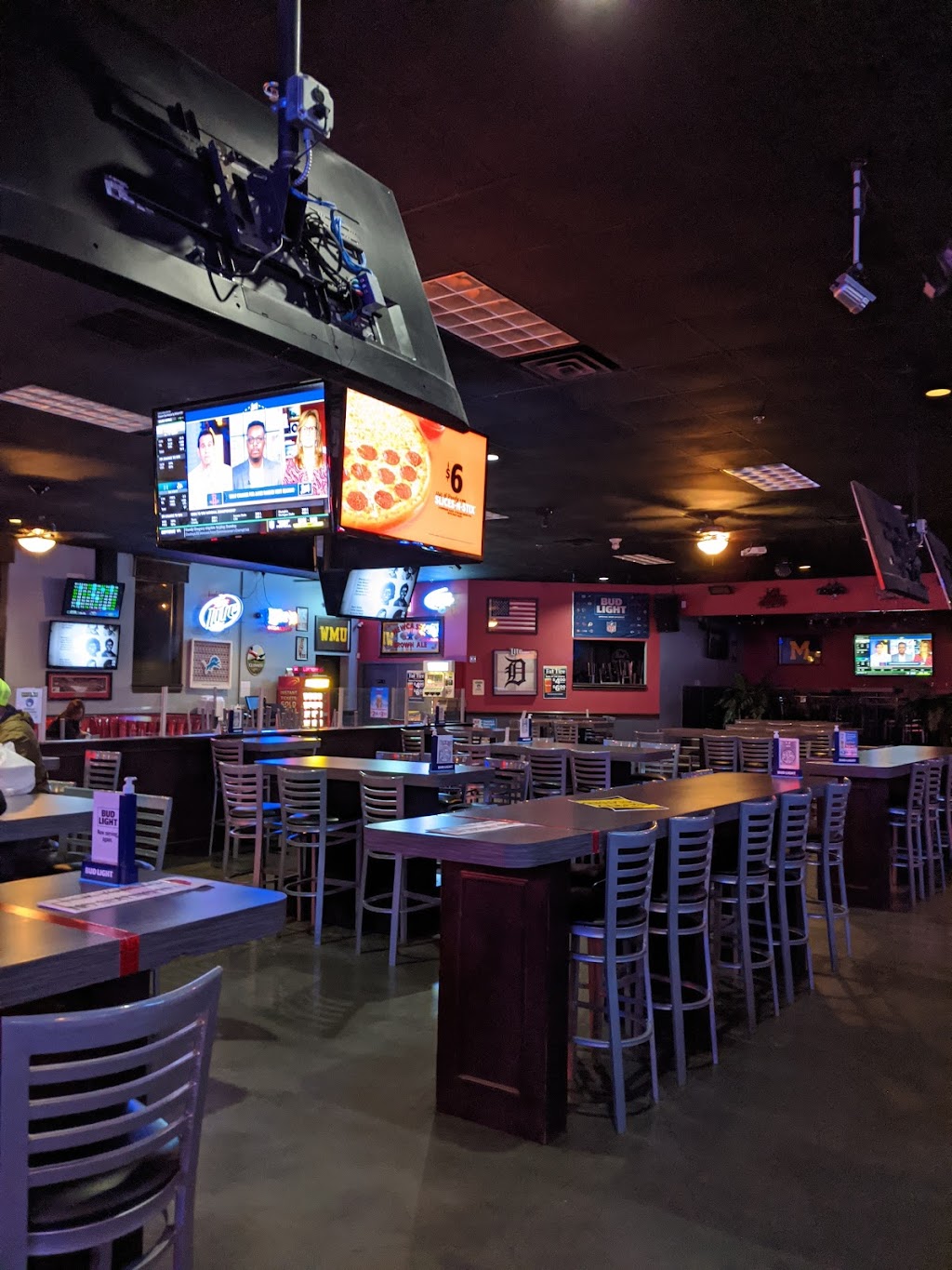 Champions Sports Grill | 22112 Sibley Rd, Brownstown Charter Twp, MI 48193, USA | Phone: (734) 284-7000