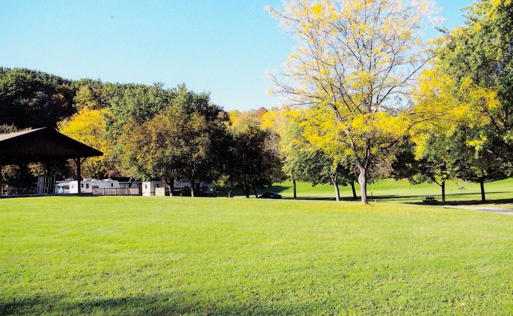 Big Valley Camping Resort | 2211 King St, St. Catharines, ON L2R 6P7, Canada | Phone: (905) 562-5616