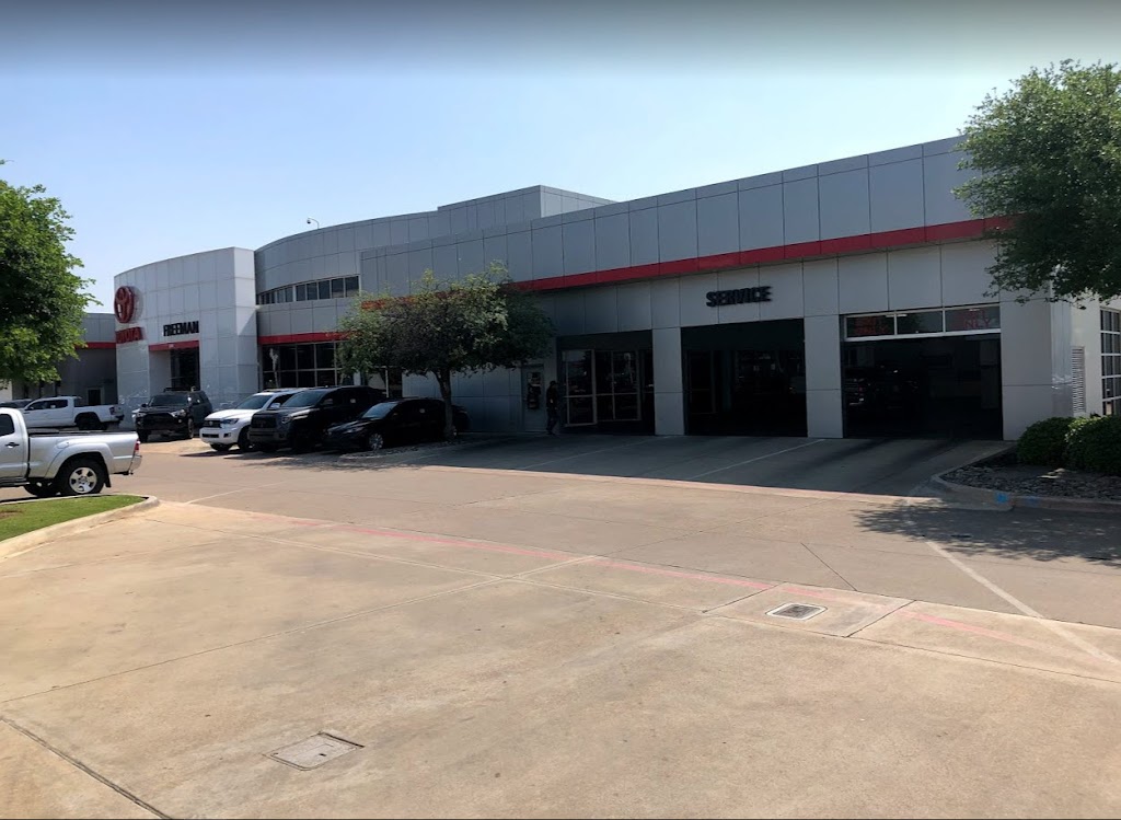 Freeman Toyota Service Center | 204 NE Loop 820, Hurst, TX 76053, USA | Phone: (817) 287-5252