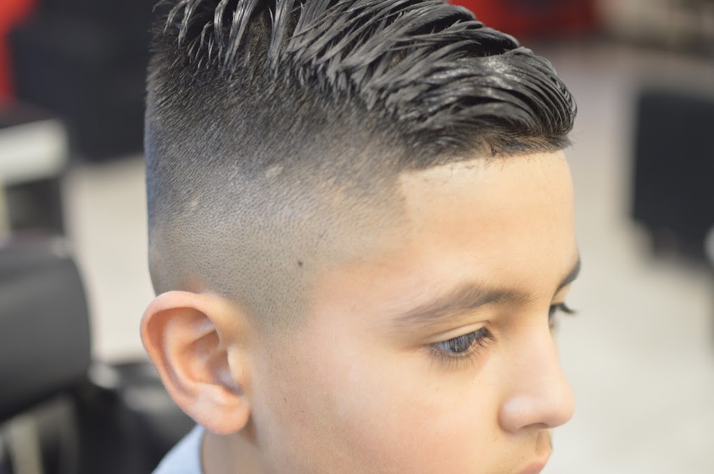 Royal cuts barber shop | 6795 W Tropicana Ave #120, Las Vegas, NV 89103, USA | Phone: (702) 879-5971