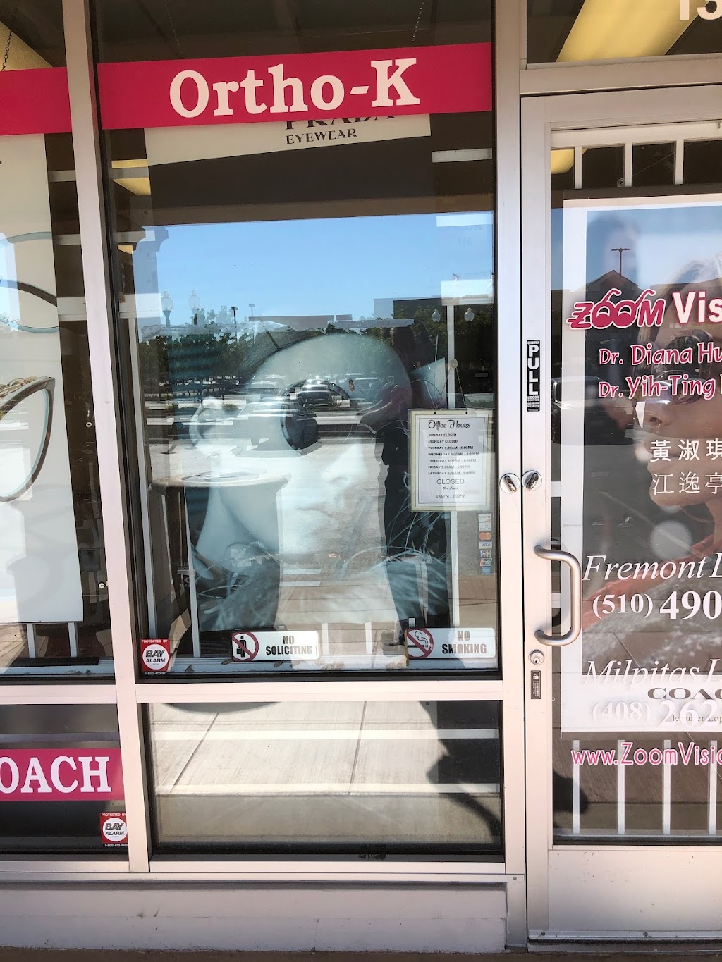 Zoom Vision Care | Milpitas, CA 95035, USA | Phone: (408) 262-2020