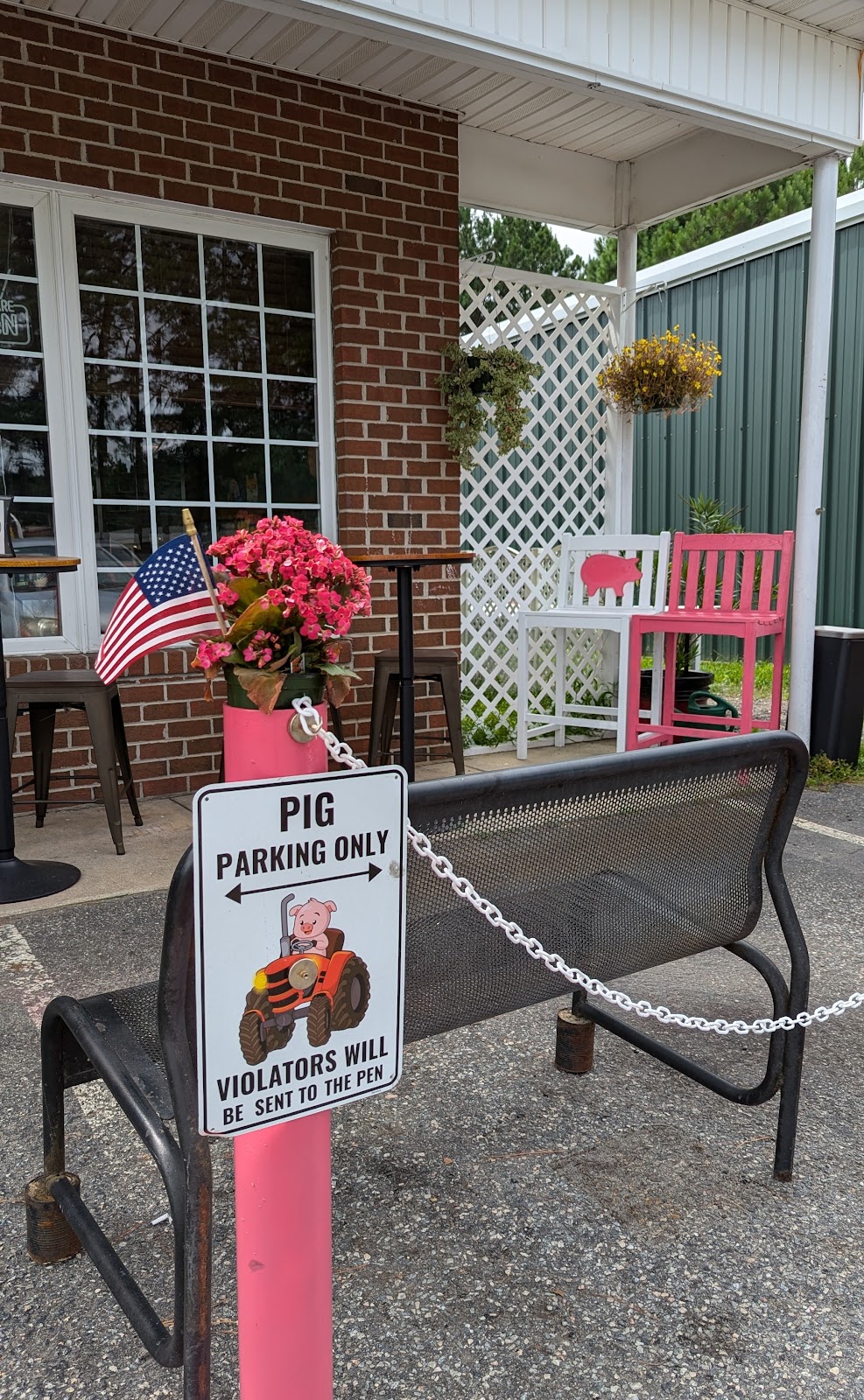 Pig & Pie | 2324 Greys Point Rd, Topping, VA 23169, USA | Phone: (804) 758-0605