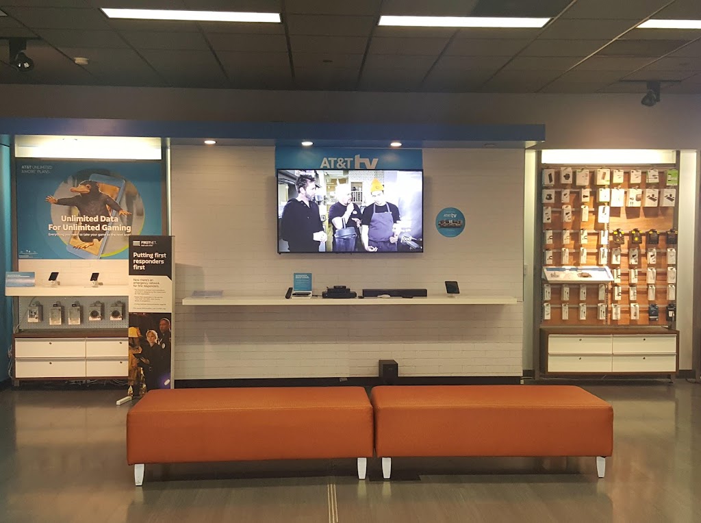 AT&T Store | 2690, 4 Tuscany St Suite 102, Bldg. D, Corona, CA 92881, USA | Phone: (951) 280-0199