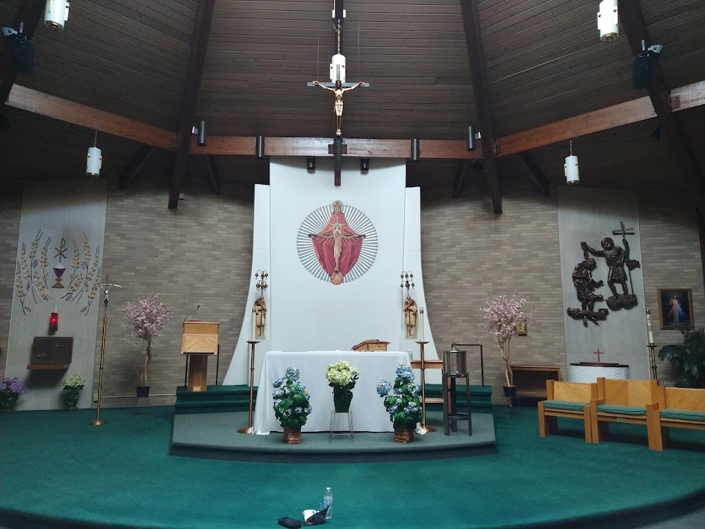 Holy Trinity Roman Catholic Church | 1032 Central Ave, Dunkirk, NY 14048, USA | Phone: (716) 366-2306