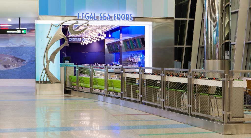 Legal Sea Foods | Boston Logan International Airport, Terminal C, 1 Harborside Dr, Boston, MA 02128, USA | Phone: (617) 568-2800