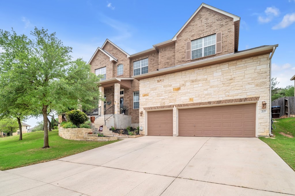 Jenny Forsyth, Realtor | 121 Bulverde Crossing, Bulverde, TX 78163, USA | Phone: (210) 800-5161