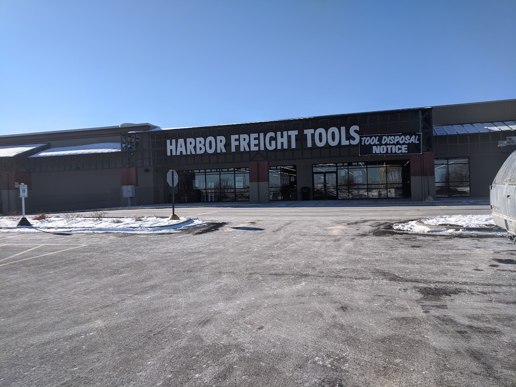 Harbor Freight Tools | 2380 S Green Bay Rd, Racine, WI 53406, USA | Phone: (262) 554-5106