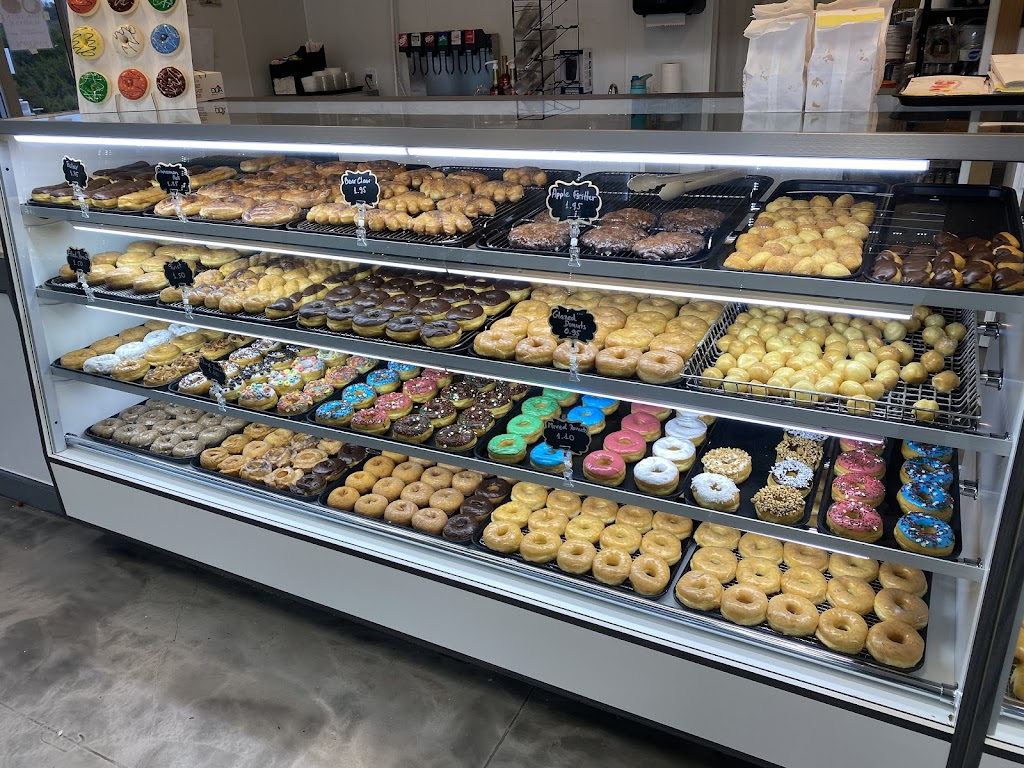 Snowflake Donuts | 28214 I-10 Ste.111, Fair Oaks Ranch, TX 78006, USA | Phone: (210) 310-3072