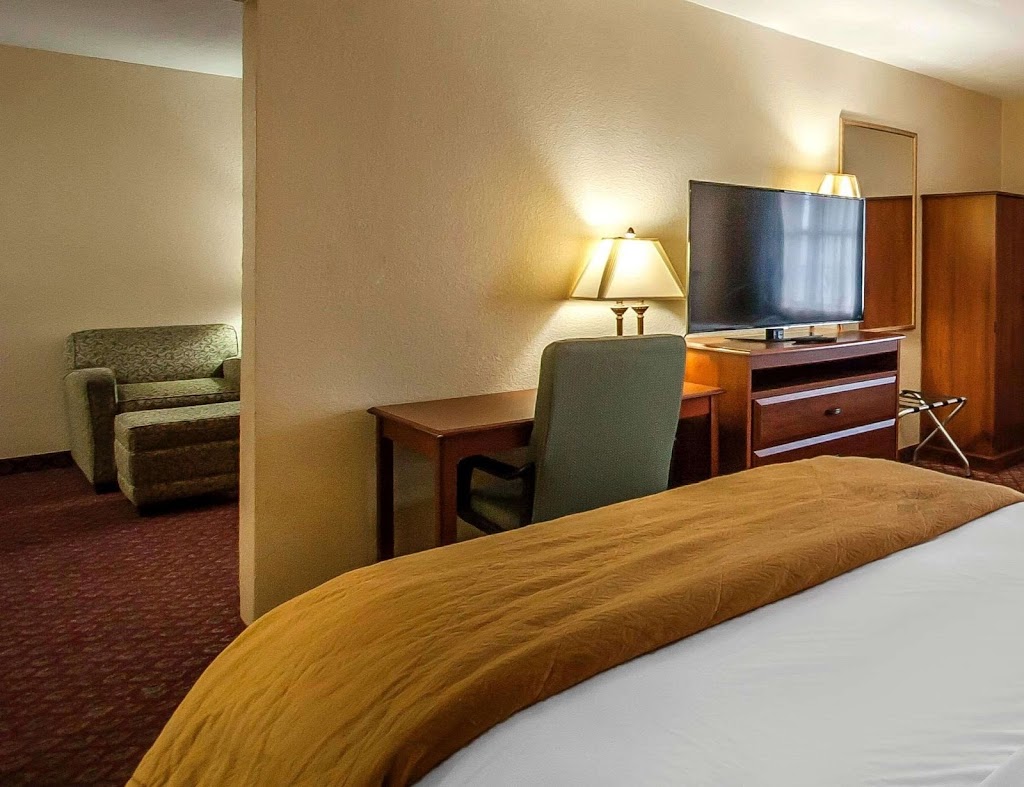 Quality Inn & Suites | 873 US-51, Covington, TN 38019, USA | Phone: (901) 231-1750