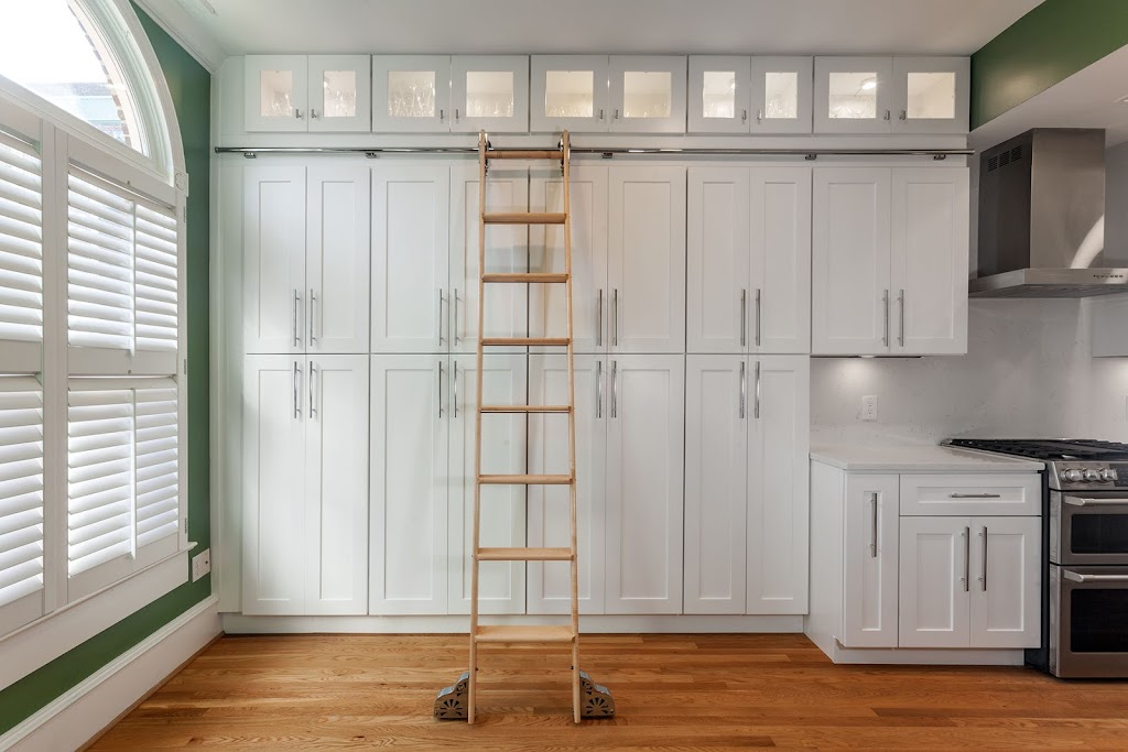 Custom Service Hardware | N169W21008 Meadow Ln, Jackson, WI 53037, USA | Phone: (800) 882-0009