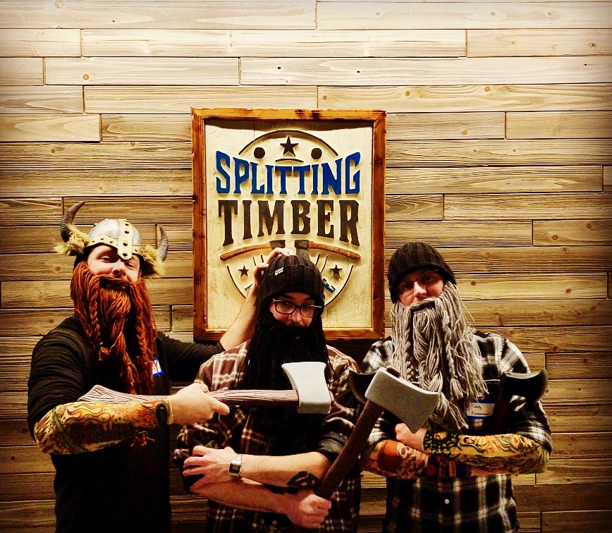 Splitting Timber Axe Throwing Tucson | 6401 Marana Center Blvd Suite 125, Tucson, AZ 85742, USA | Phone: (520) 820-1126