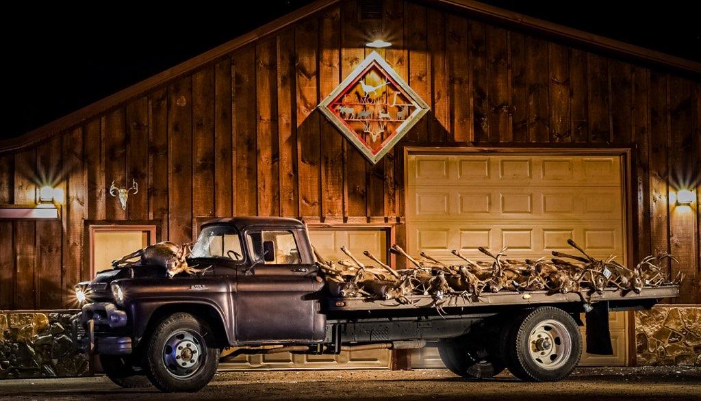 Diamond J Big Game Processing | 2995 317th Ave NE, Cambridge, MN 55008, USA | Phone: (612) 867-4609