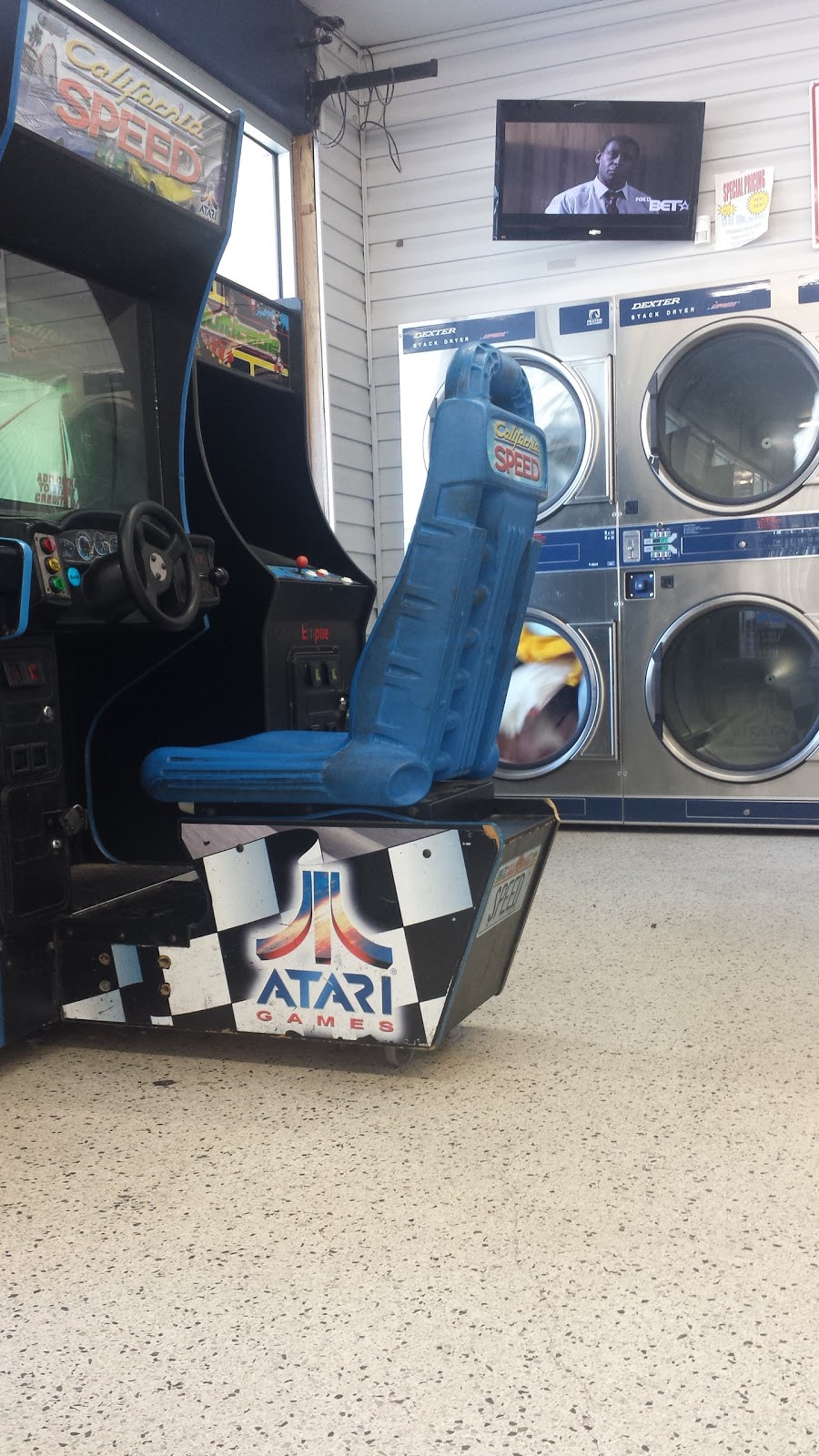 SuperMatt Laundry | 1046 Colleton Dr, Sarasota, FL 34234, USA | Phone: (941) 351-0530