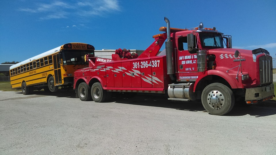 Juans Wrecker and Truck Road Service, LLC | 103 N Tony De La Rosa St, Sarita, TX 78385, USA | Phone: (361) 296-4387