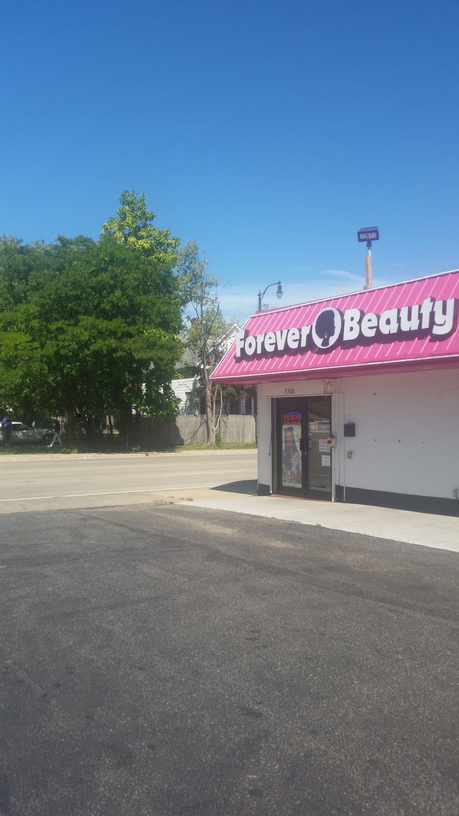 Forever Beauty Supply | 1701 Martin Luther King Jr Dr, North Chicago, IL 60064, USA | Phone: (224) 381-7155