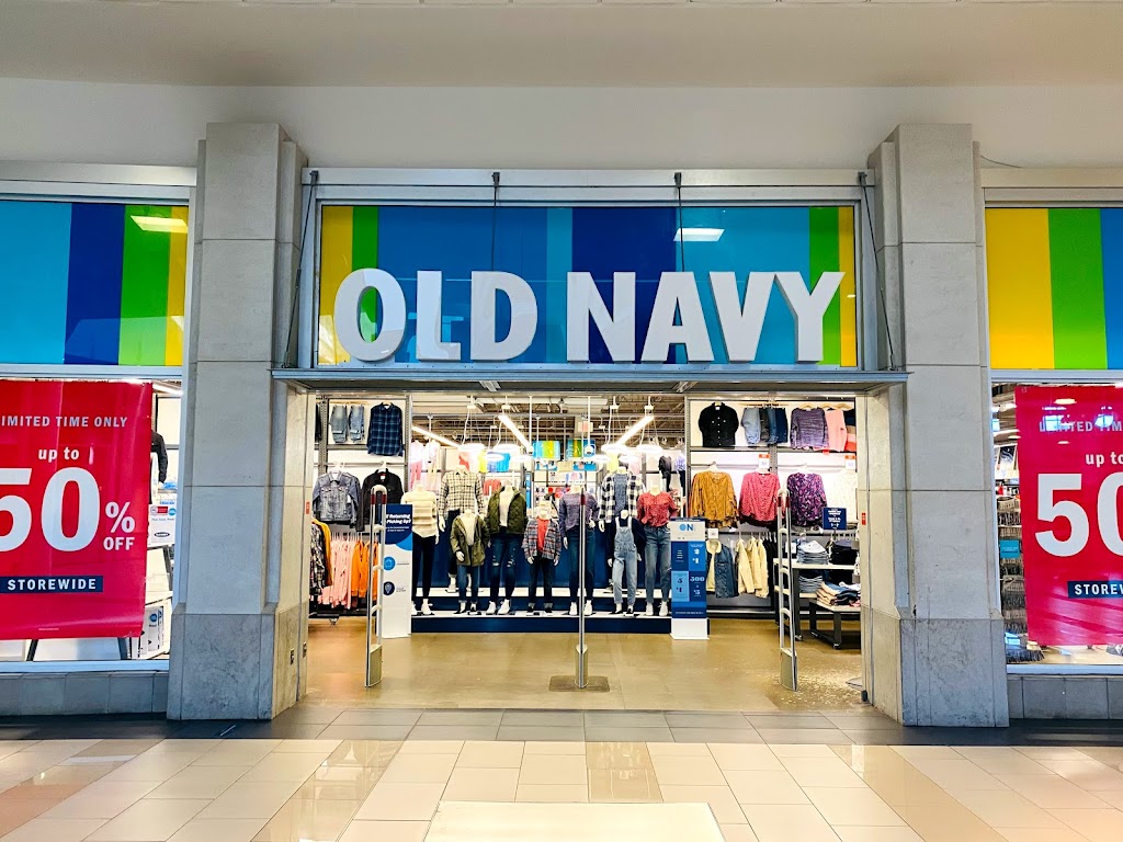 Old Navy | 180 NJ-35 Suite #2101, Eatontown, NJ 07724, USA | Phone: (732) 389-5011