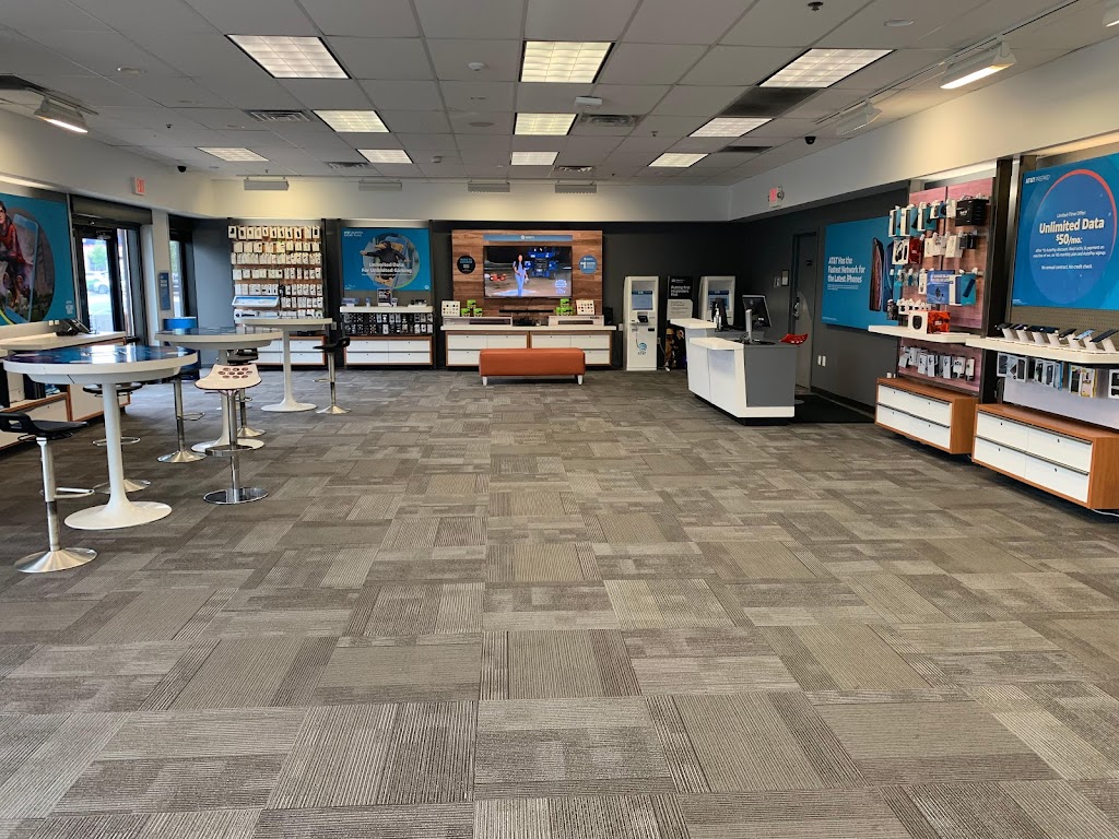 AT&T Store | 6661 Dixie Hwy, Louisville, KY 40258, USA | Phone: (502) 933-2181