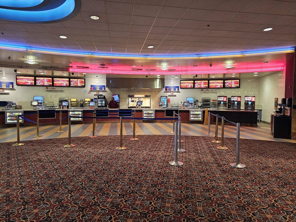 Starlight Cinemas Lakewood Center | Lakewood Center, 5200 Faculty Ave, Lakewood, CA 90712, USA | Phone: (562) 303-5302