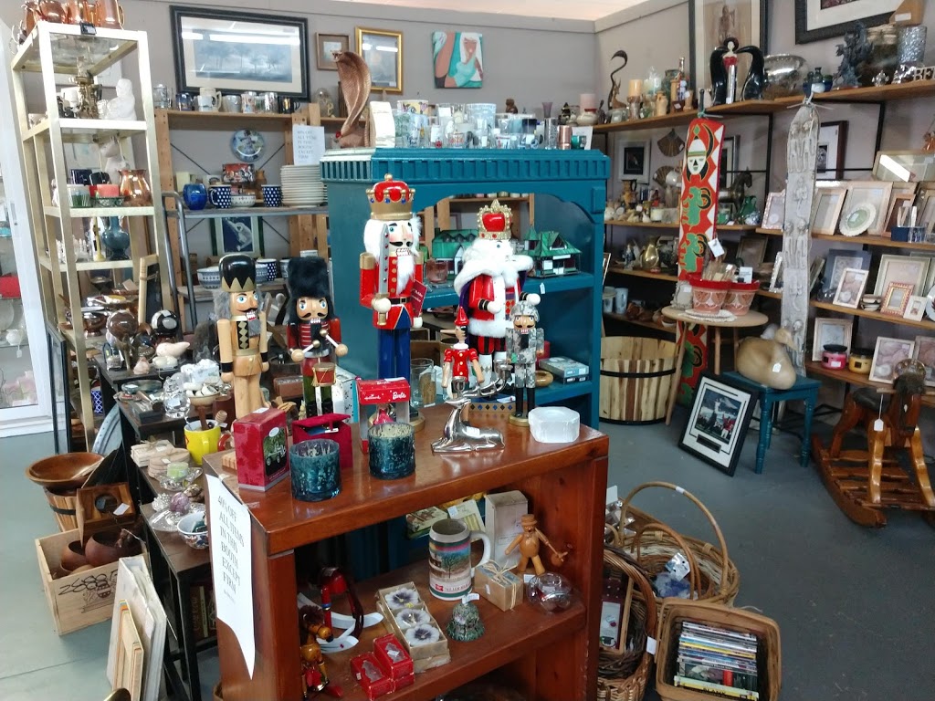 AntiqueToys.com cases within Antique Marketplace | 8010 US Hwy 19 N, Pinellas Park, FL 33781, USA | Phone: (727) 777-4206