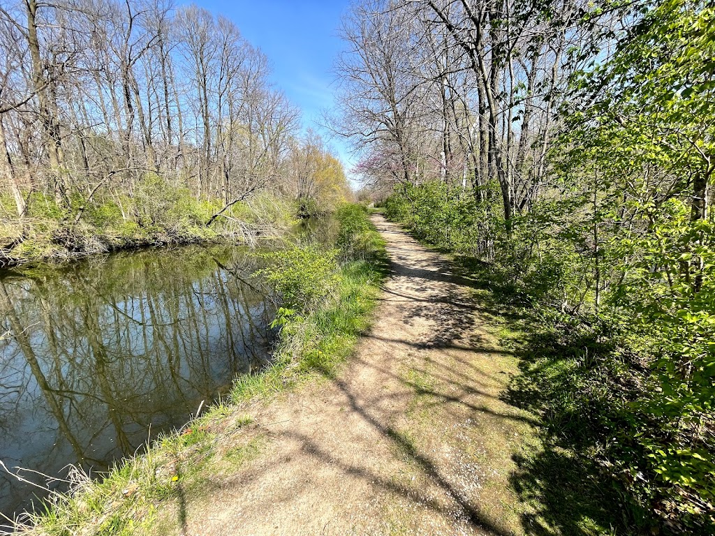 Benton Spillway ‒ River Preserve County Park | 68587 Co Rd 31, Goshen, IN 46526, USA | Phone: (574) 535-6458