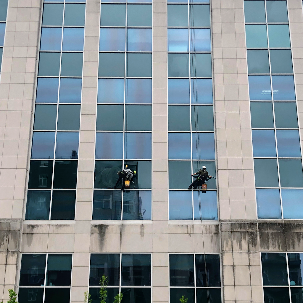 Green Window Cleaning Services | 2870 Terra Ct #8, Sun Prairie, WI 53590, USA | Phone: (608) 358-5596