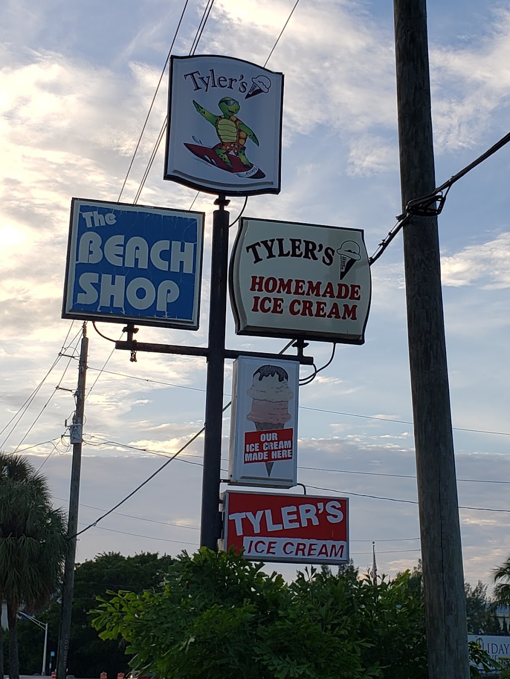 Tylers Homemade Ice Cream | 11904 Cortez Rd W, Cortez, FL 34215, USA | Phone: (941) 794-5333