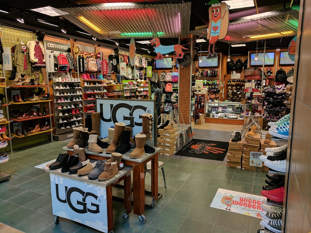 Journeys | 408 Great Mall Dr, Milpitas, CA 95035, USA | Phone: (408) 262-8704