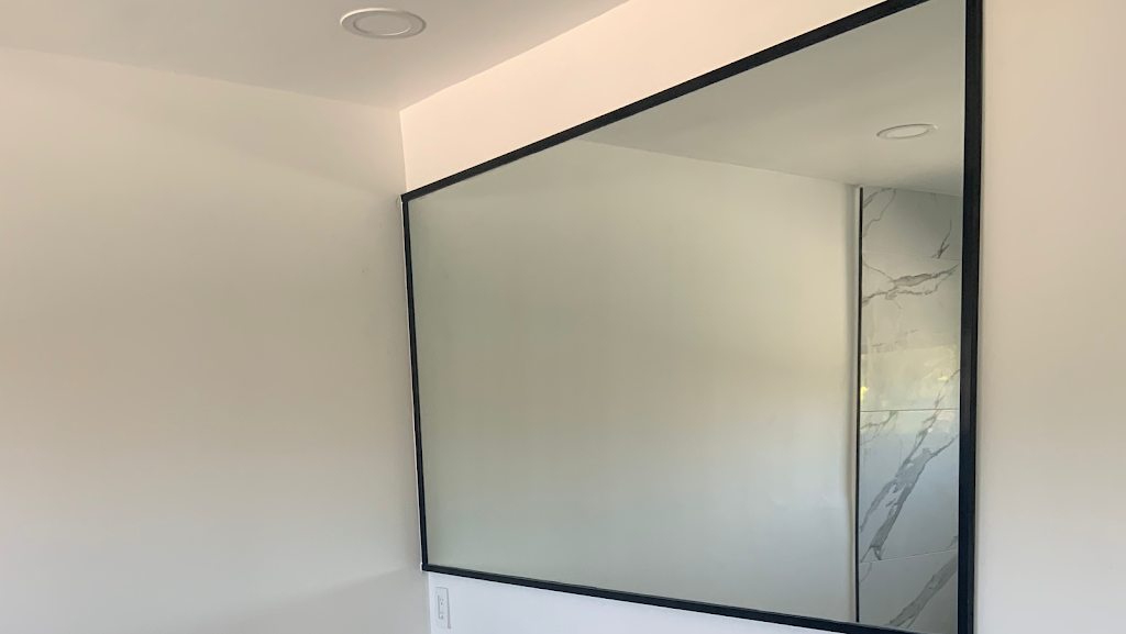 RF Showerdoor Glass and Mirror Inc | 7822 SW 128th Pl, Miami, FL 33183, USA | Phone: (786) 357-3502