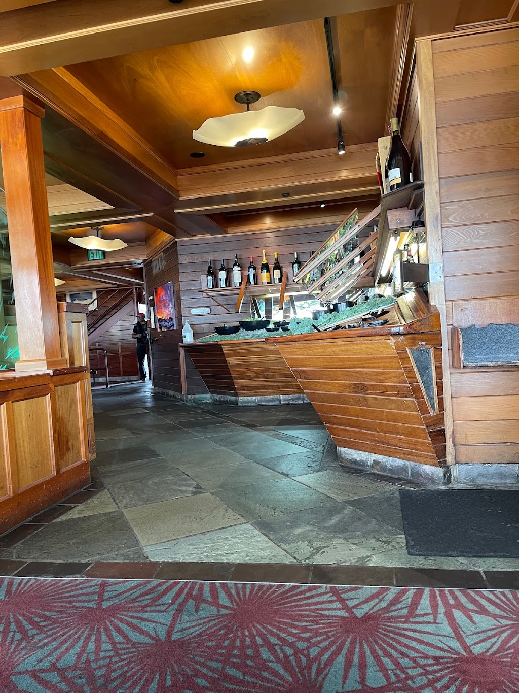 Crows Nest Restaurant | 2218 E Cliff Dr, Santa Cruz, CA 95062, USA | Phone: (831) 476-4560