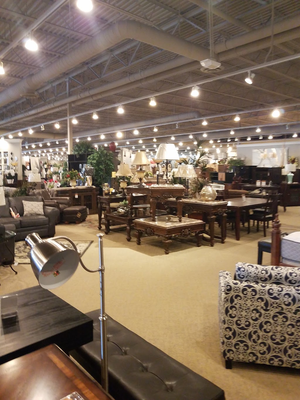 Lina Home Furnishings | 5870 W Bell Rd, Glendale, AZ 85308 | Phone: (602) 993-1338