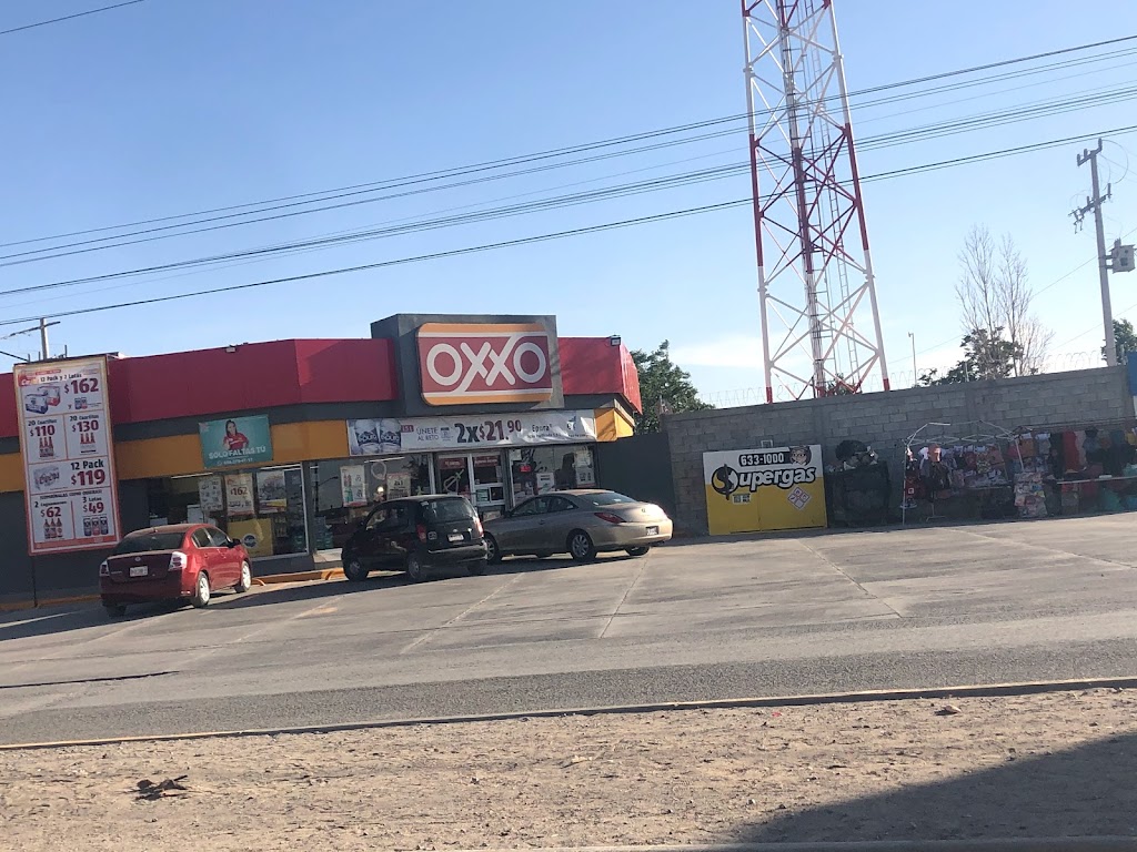 Oxxo San Juan | Calle Paseo del Ote. 1541, Cerrada del Parque, Cd Juárez, Chih., Mexico | Phone: 81 8320 2020