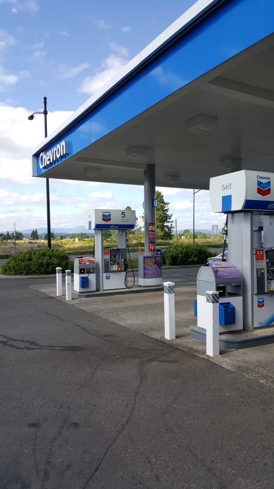 Chevron | 5801 Pioneer St, Ridgefield, WA 98642, USA | Phone: (360) 887-4954