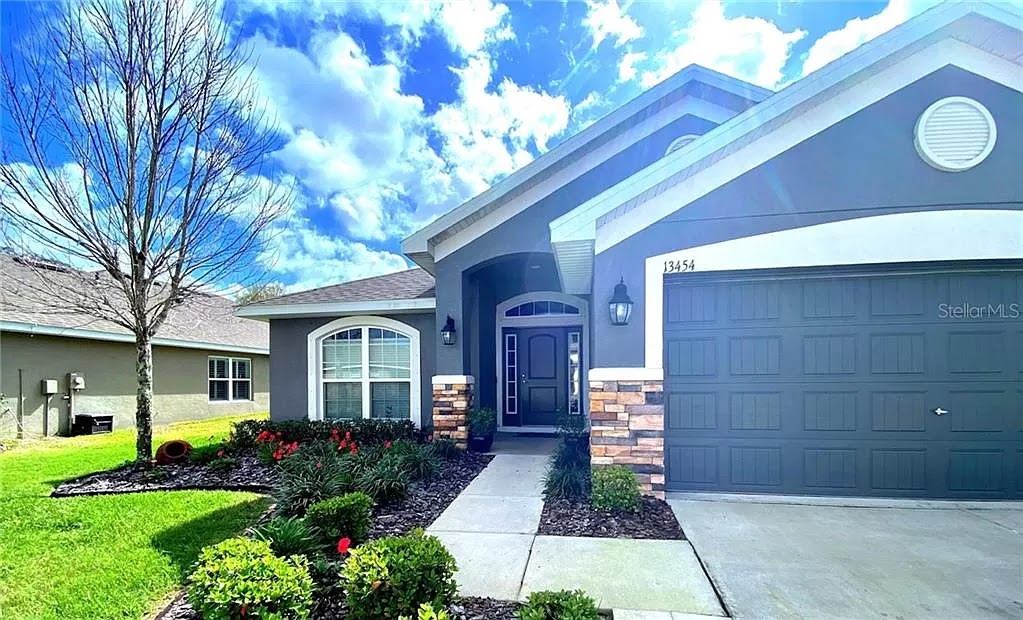 Erica Arone, Realtor | 4542 Garnet Dr, New Port Richey, FL 34652, USA | Phone: (603) 490-2243