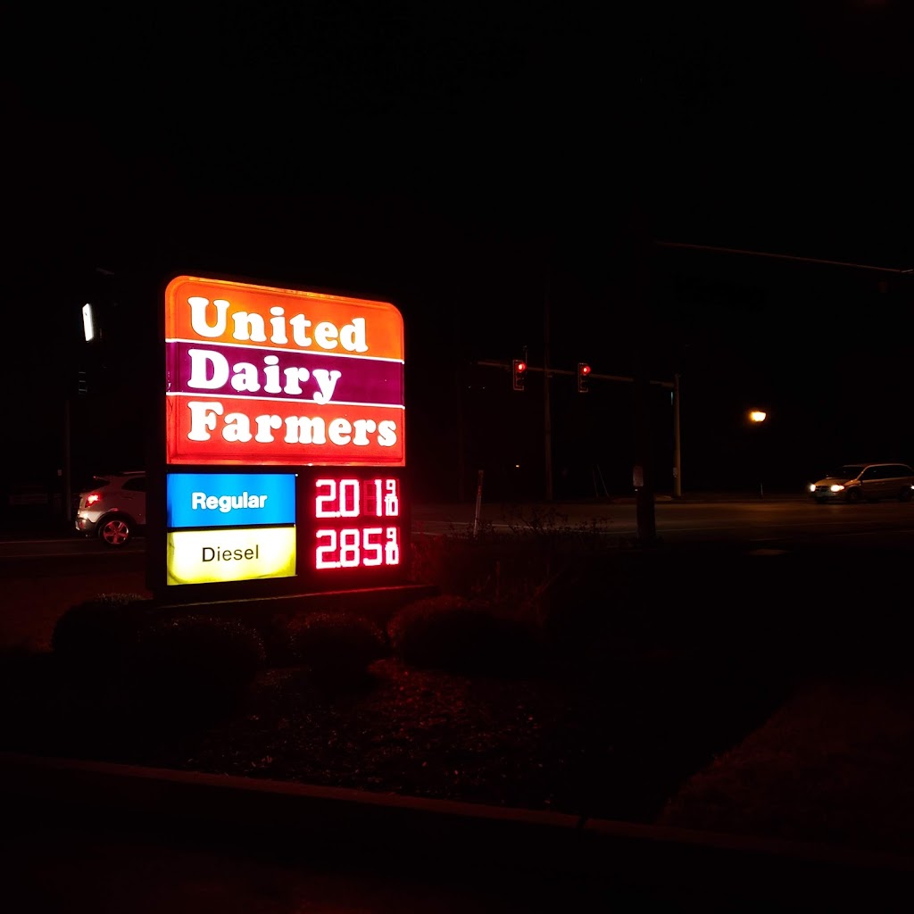 United Dairy Farmers | 3911 Tylersville Rd, Hamilton, OH 45011, USA | Phone: (513) 874-1940