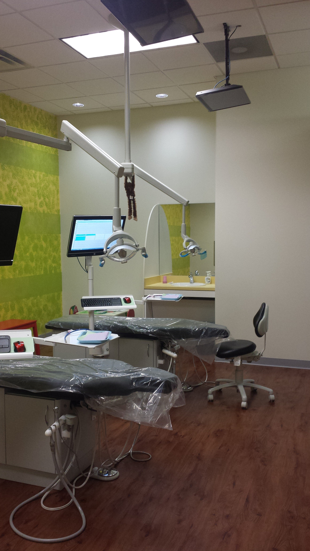 Champion Smiles Pediatric Dentistry | 125 Ed Schmidt Blvd #240, Hutto, TX 78634, USA | Phone: (512) 982-1500