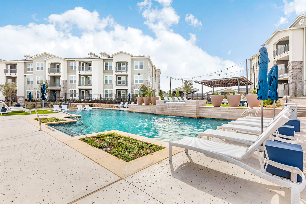 Embree Hill Apartments | 4901 Peninsula Way, Garland, TX 75043, USA | Phone: (469) 415-1280