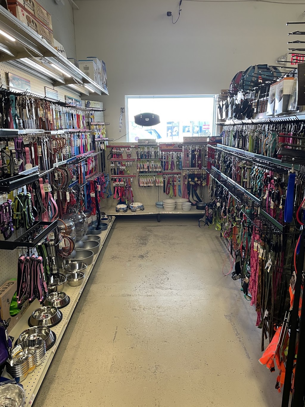 Red Mill Pet Supplies | 1438 W Chicago Blvd, Tecumseh, MI 49286, USA | Phone: (517) 423-4029