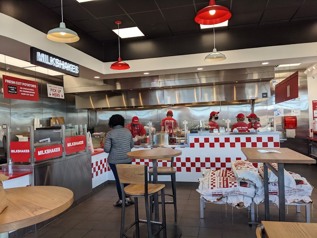 Five Guys | 17078 Nat Bynum Ln Suite 1, Cornelius, NC 28031 | Phone: (704) 765-4733