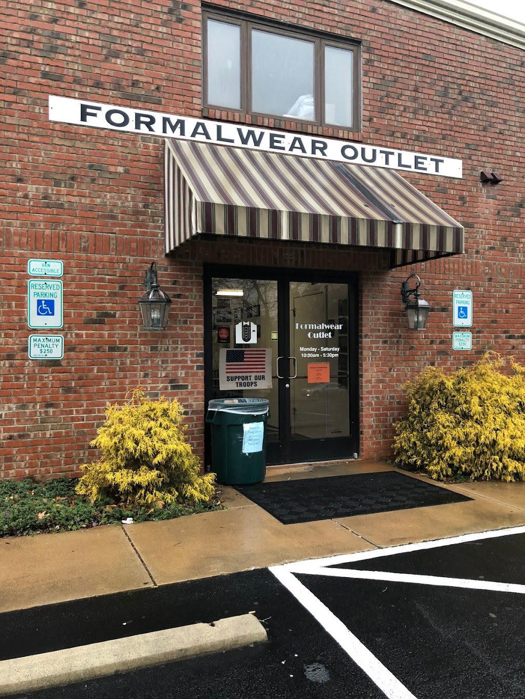 Formalwear Outlet | 415 Millstone Dr, Hillsborough, NC 27278, USA | Phone: (919) 644-8243