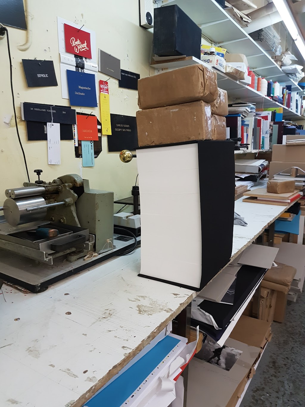 Bindery Hennink | Gyroscoopweg 21 a, 1042 AC Amsterdam, Netherlands | Phone: 06 43750947