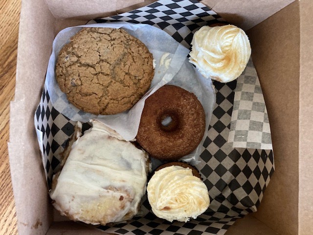 White Rabbit Bakery | 21368 Pacific Hwy E, Aurora, OR 97002, USA | Phone: (503) 267-9044