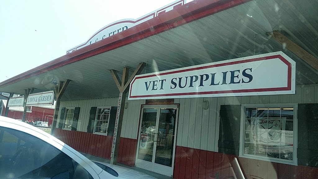 L & S Feed & Supply | 102 W Railroad St, Chouteau, OK 74337, USA | Phone: (918) 476-7234