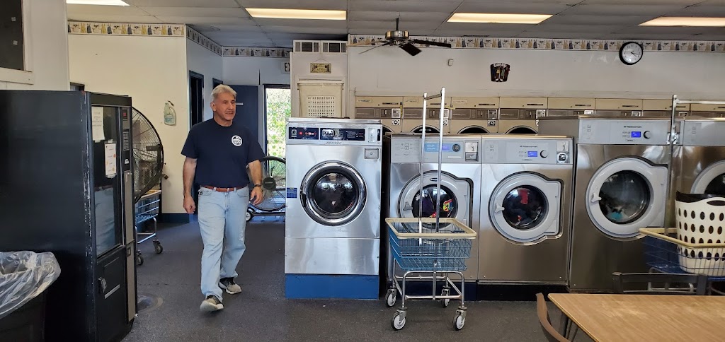 Rainbow Laundry - Laundromats, Washing Service in Toledo, OH | 5825 Jackman Rd, Toledo, OH 43613, USA | Phone: (419) 474-5373